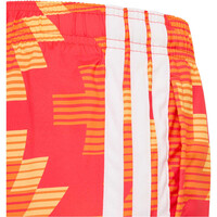 adidas bañador playa niño GRAFICO INSPIRADO EN EL FUTBOL 03