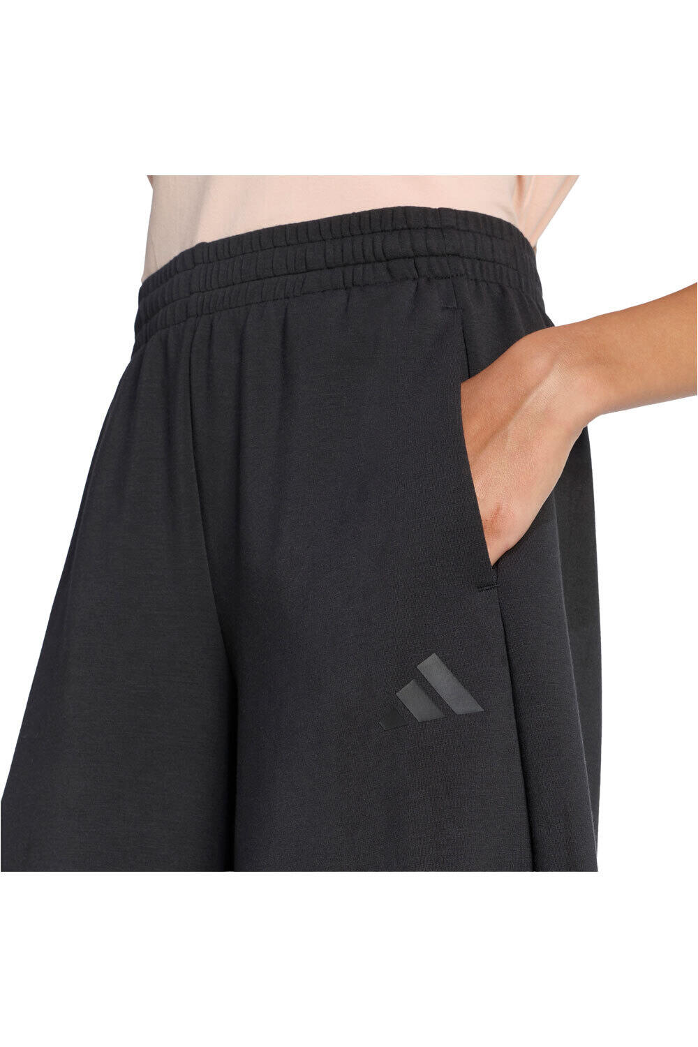 adidas bermuda niña FUTURE ICONS 3 STRIPES vista detalle