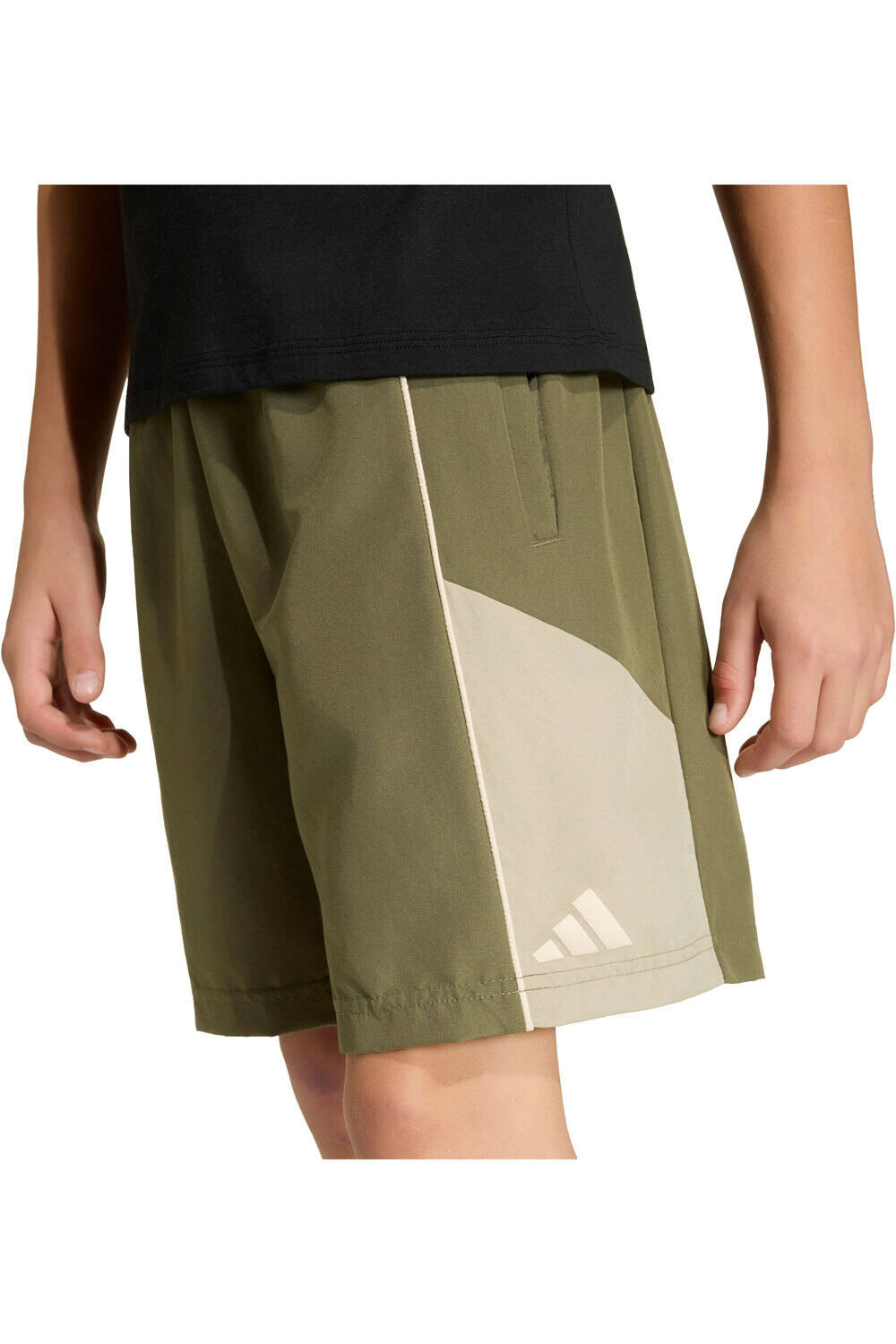 adidas bermuda niño BLOQUES DE COLORES vista detalle