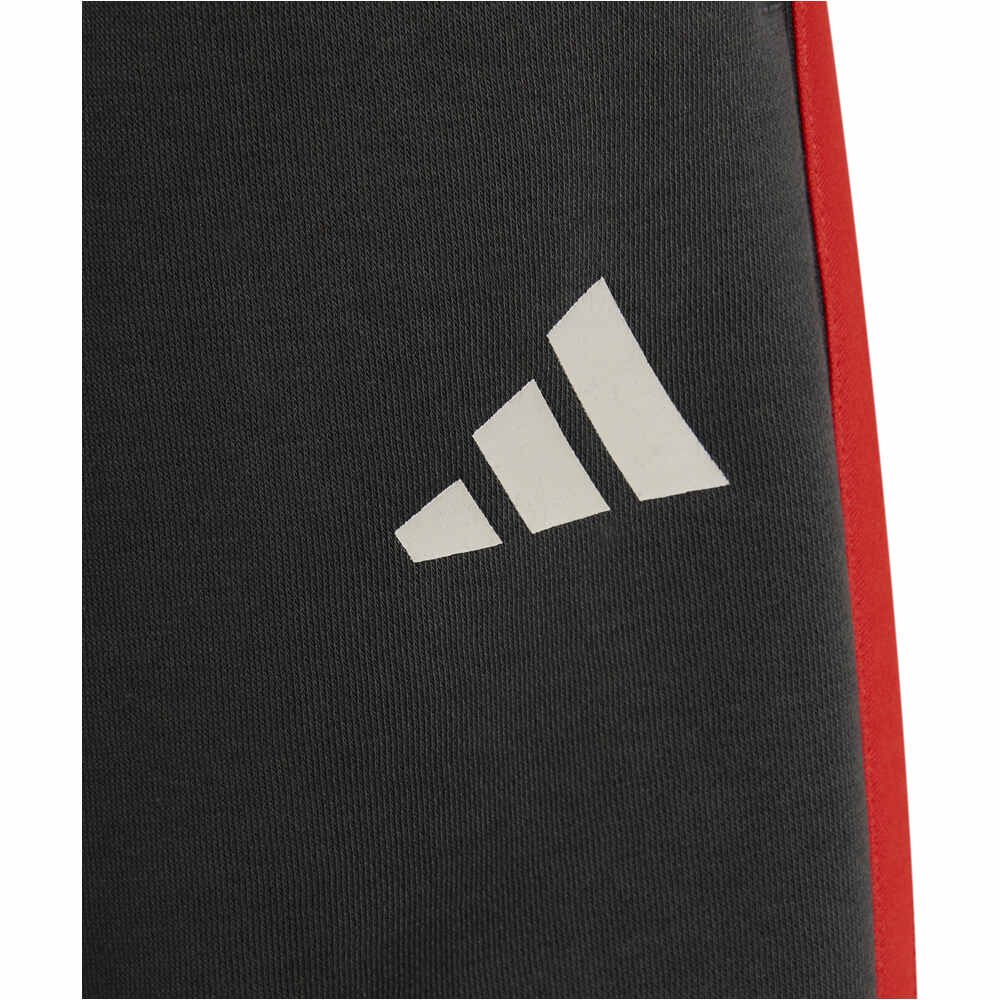 adidas bermuda niño CORTO AUDI FORMULA ONE TEAM DNA YOUTH 03