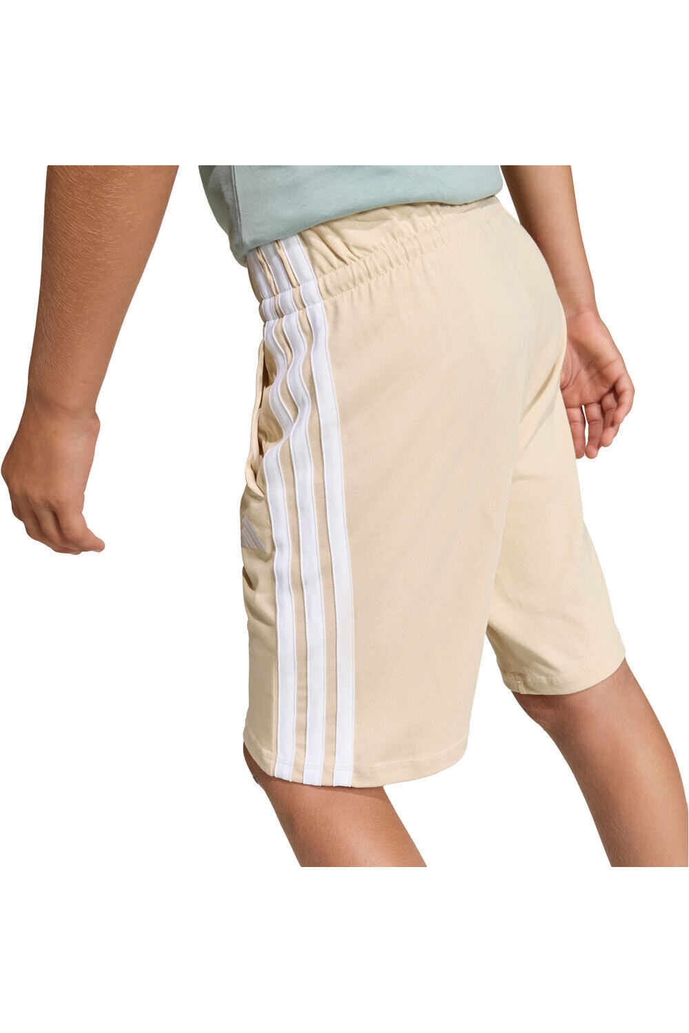 adidas bermuda niño ESSENTIALS 03