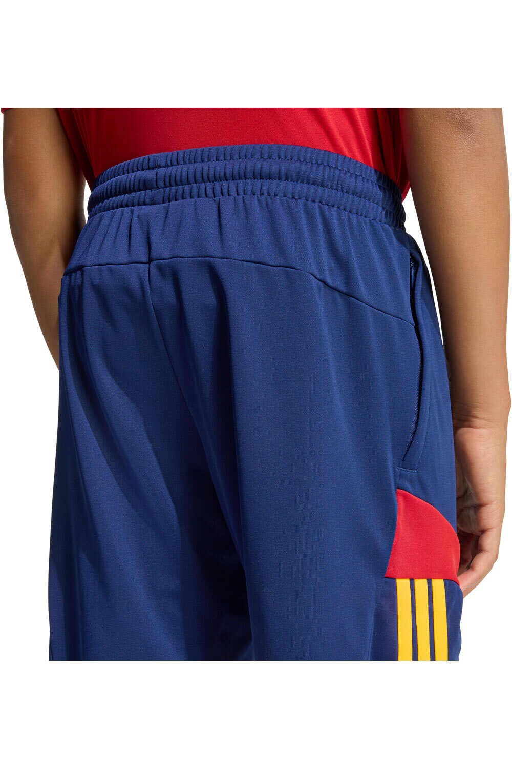 adidas bermuda niño HOUSE OF TIRO 03