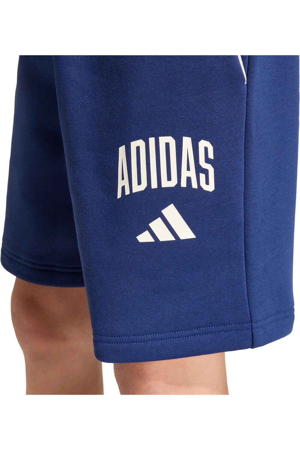 adidas bermuda niño SEASONALS COLLEGIATE 03