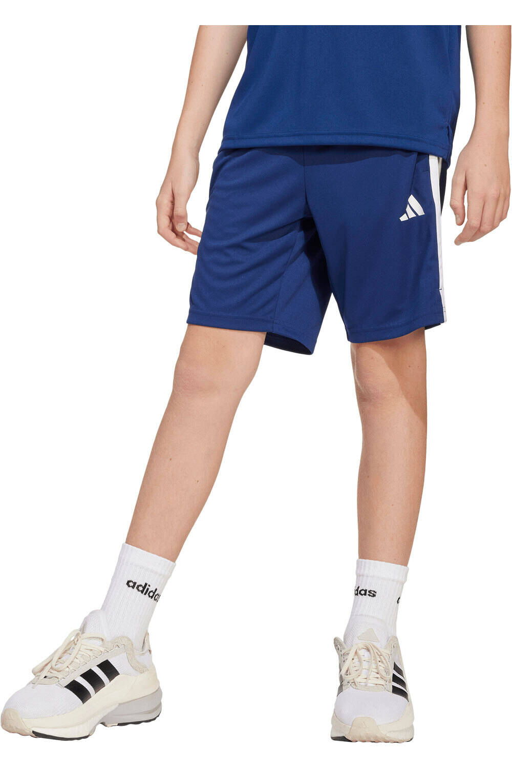 adidas bermuda niño TRAIN ESSENTIALS 3-STRIPES vista frontal