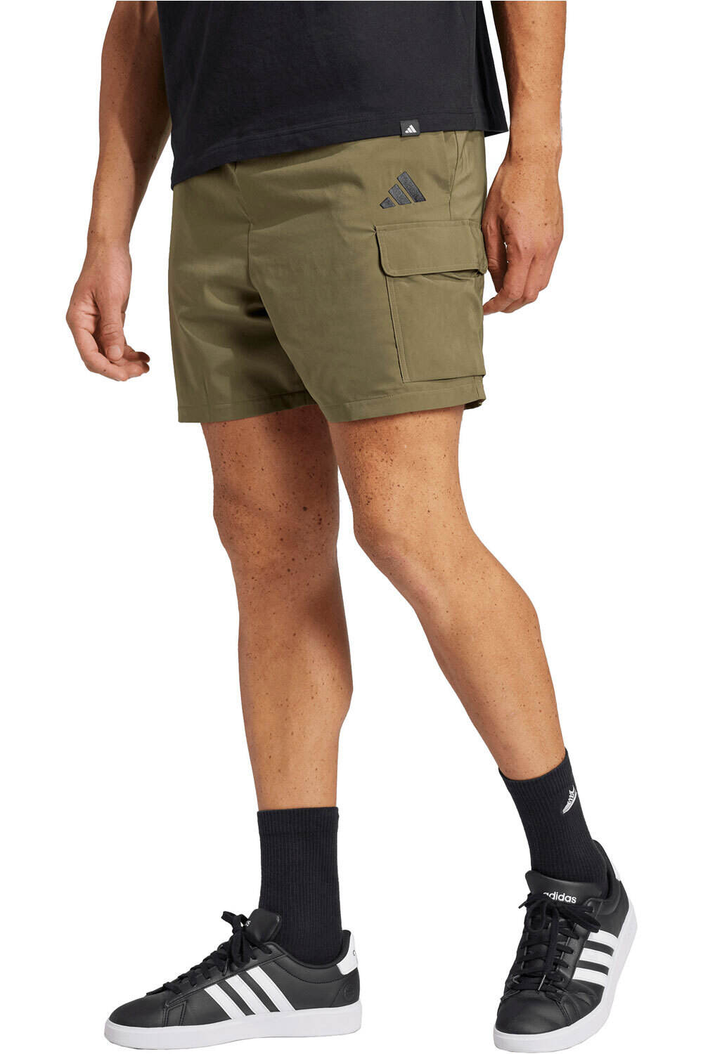 adidas bermudas hombre ESSENTIALS CARGO CHELSEA vista frontal