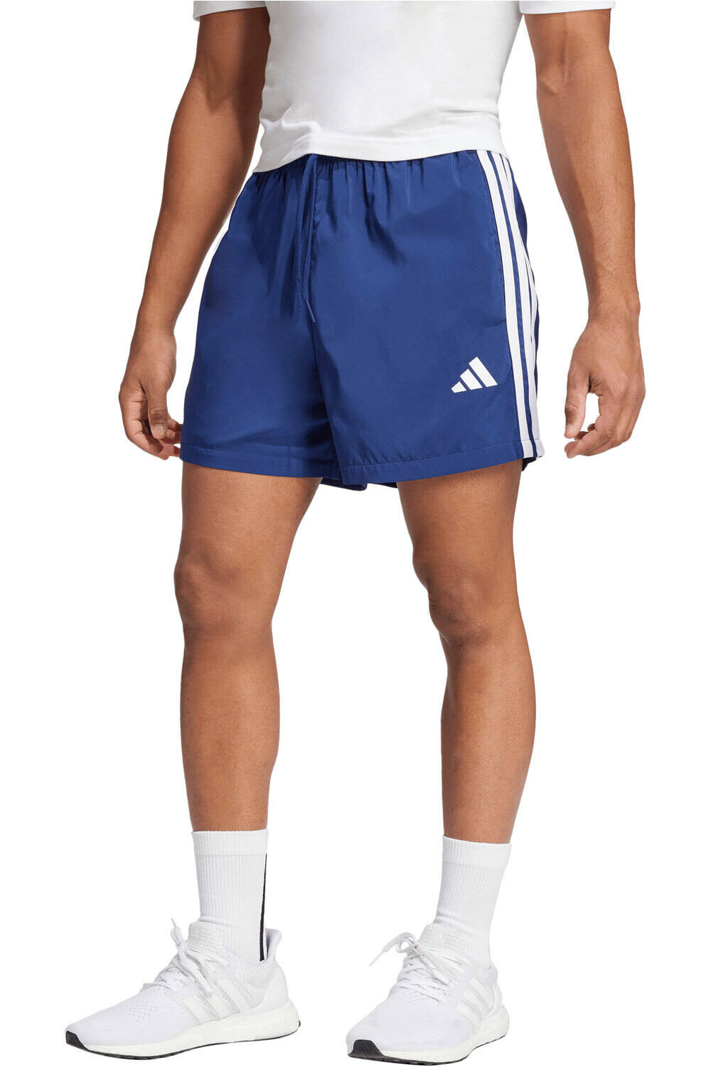 adidas bermudas hombre ESSENTIALS CHELSEA 5-INCH 3 BANDAS vista frontal