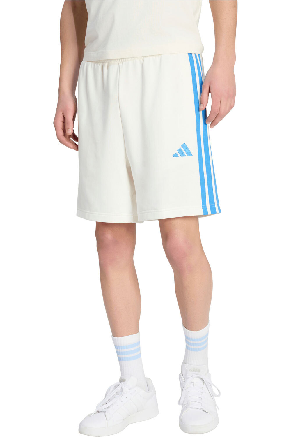 adidas bermudas hombre ESSENTIALS FRENCH TERRY 3 BANDAS vista frontal