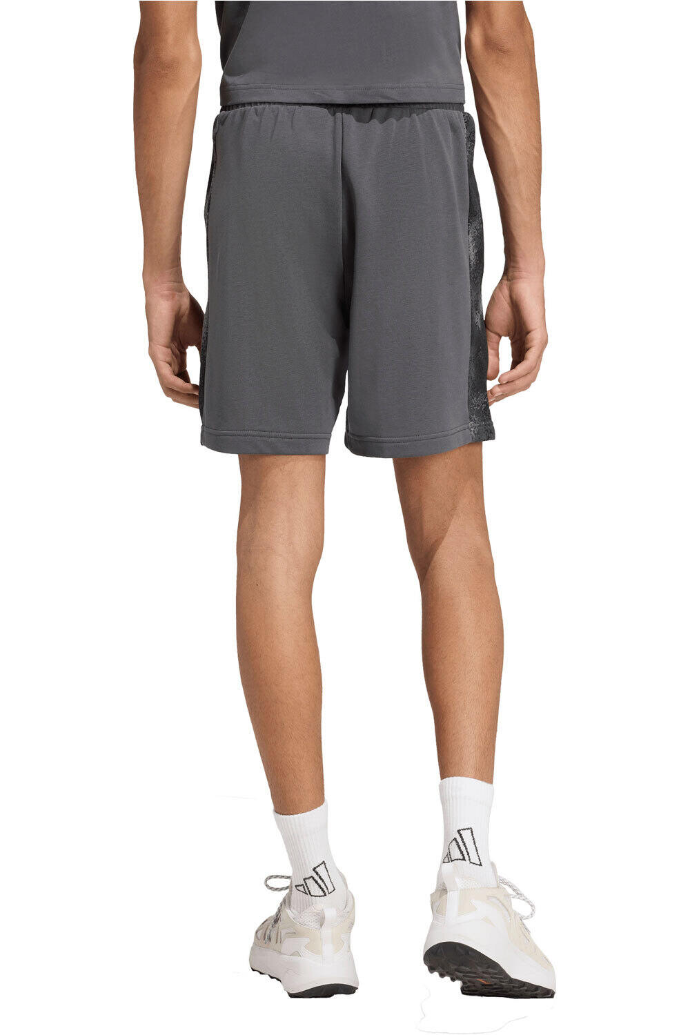 adidas bermudas hombre ESTAMPADO DE CAMUFLAJE vista trasera