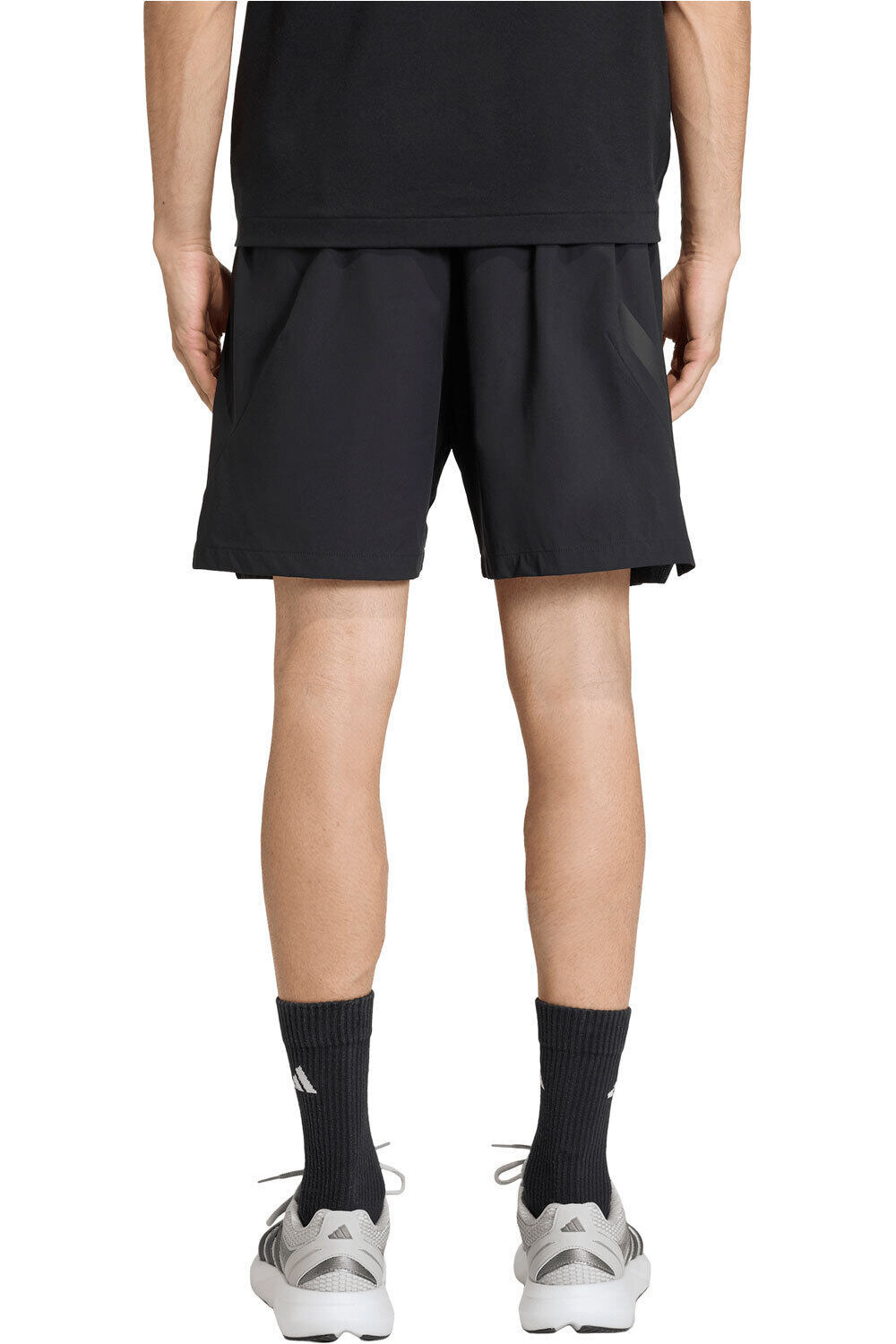 adidas bermudas hombre Z.N.E. vista trasera