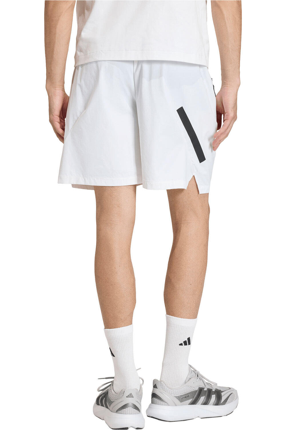 adidas bermudas hombre Z.N.E. vista trasera