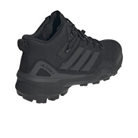 adidas bota trekking hombre TERREX SKYCHASER MID GTX vista trasera