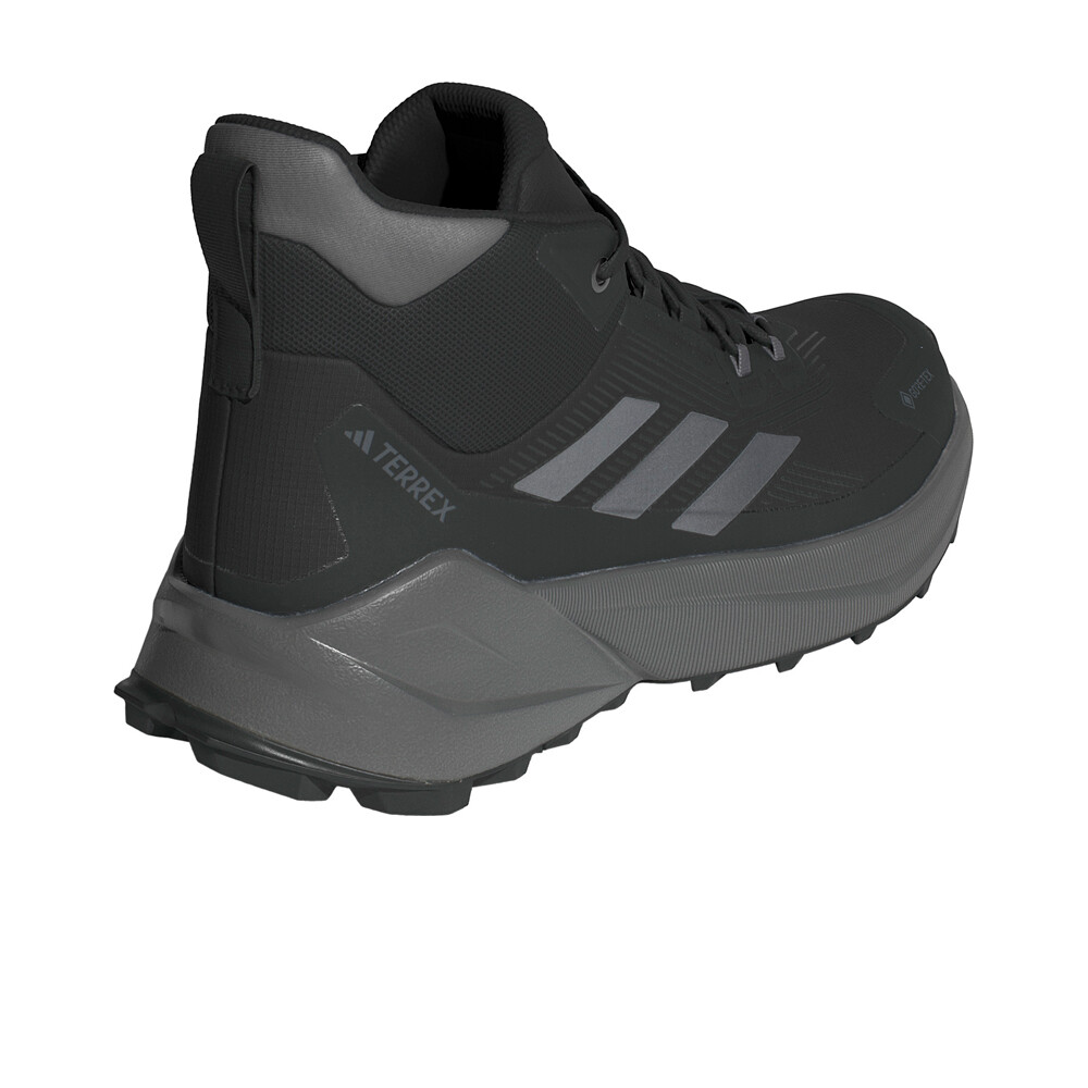 adidas bota trekking mujer TERREX TRAILMAKER 2 MID GTX W vista trasera