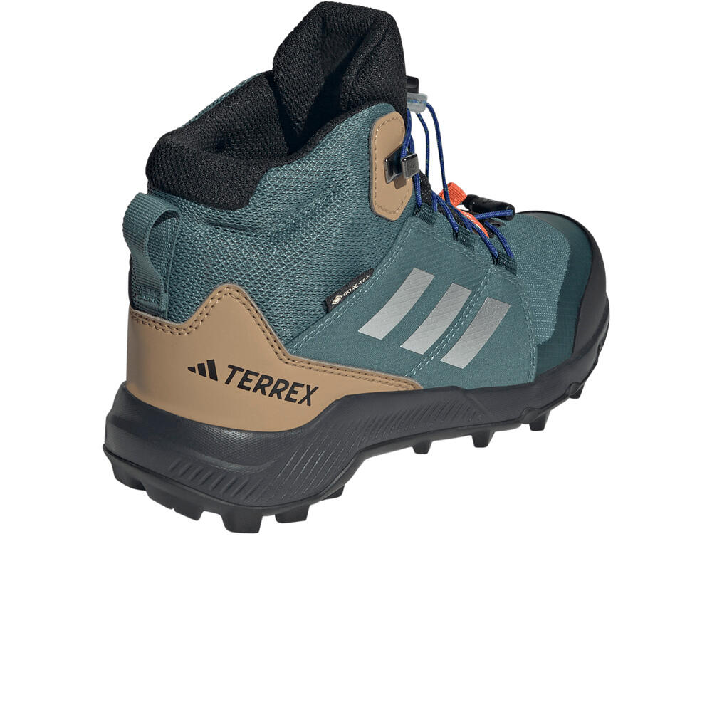 adidas bota trekking niño _3_TERREX MID GTX K vista trasera