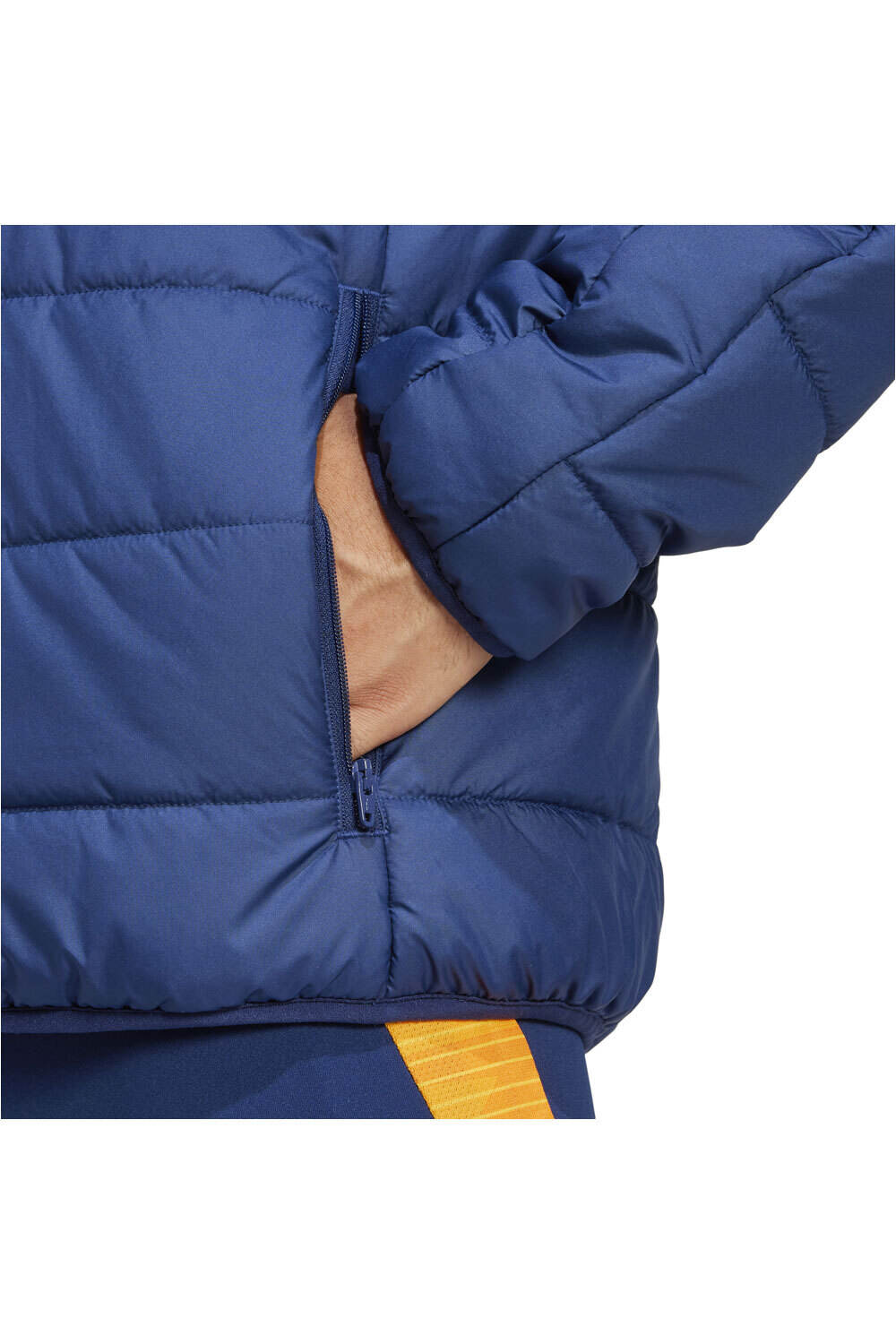 adidas camiseta árbitro R.MADRID 25 WINT JKT 04