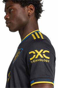 adidas camiseta de fútbol oficiales 3 EQUIPACIN MANCHESTER UNITED 25/26 vista detalle
