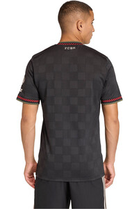 adidas camiseta de fútbol oficiales 3 EQUIPACINL FC BAYERN 25/26 vista trasera