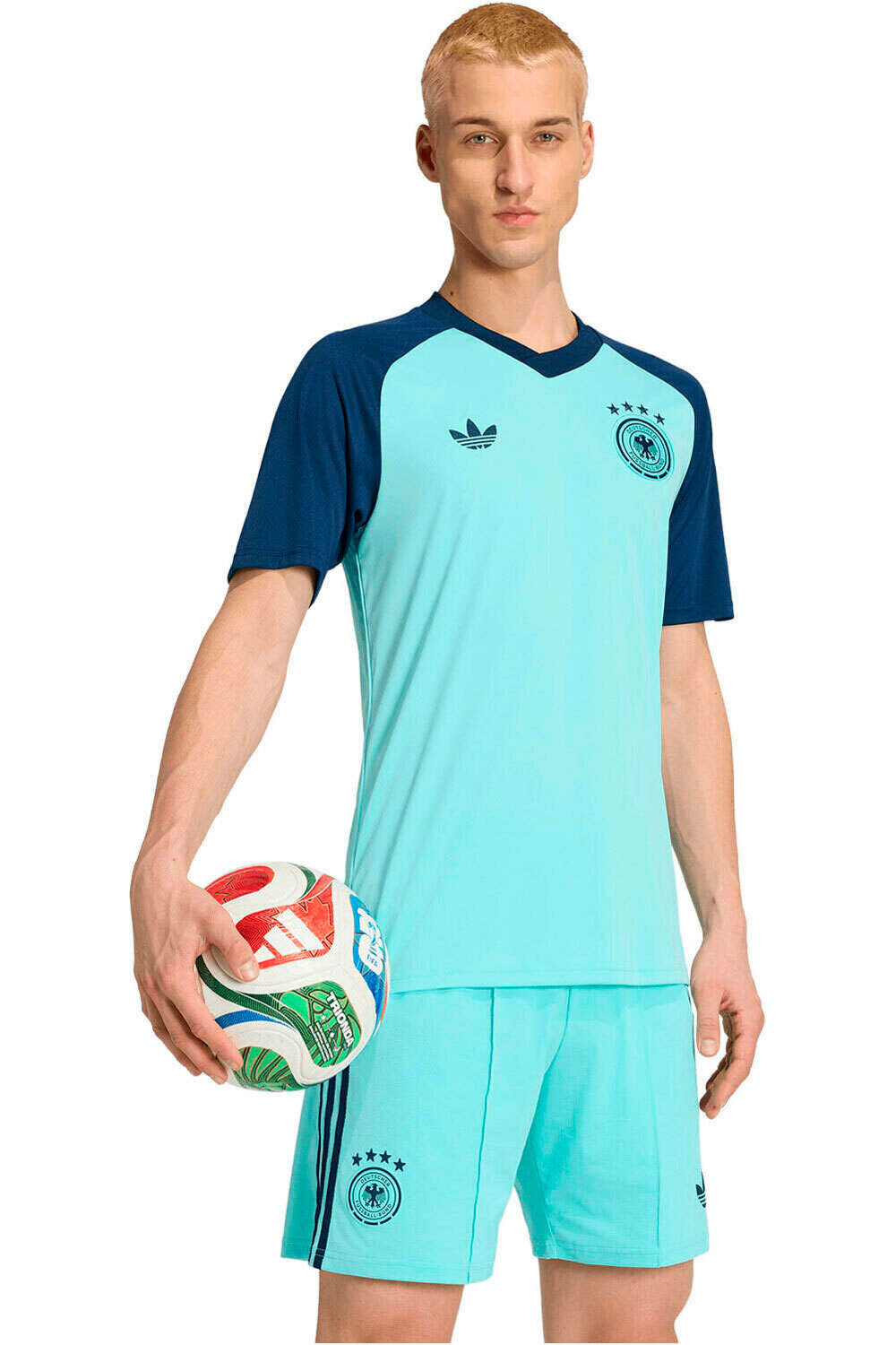 adidas camiseta de fútbol oficiales CALENTAMIENTO ALEMANIA 26 2 EQUIP vista frontal
