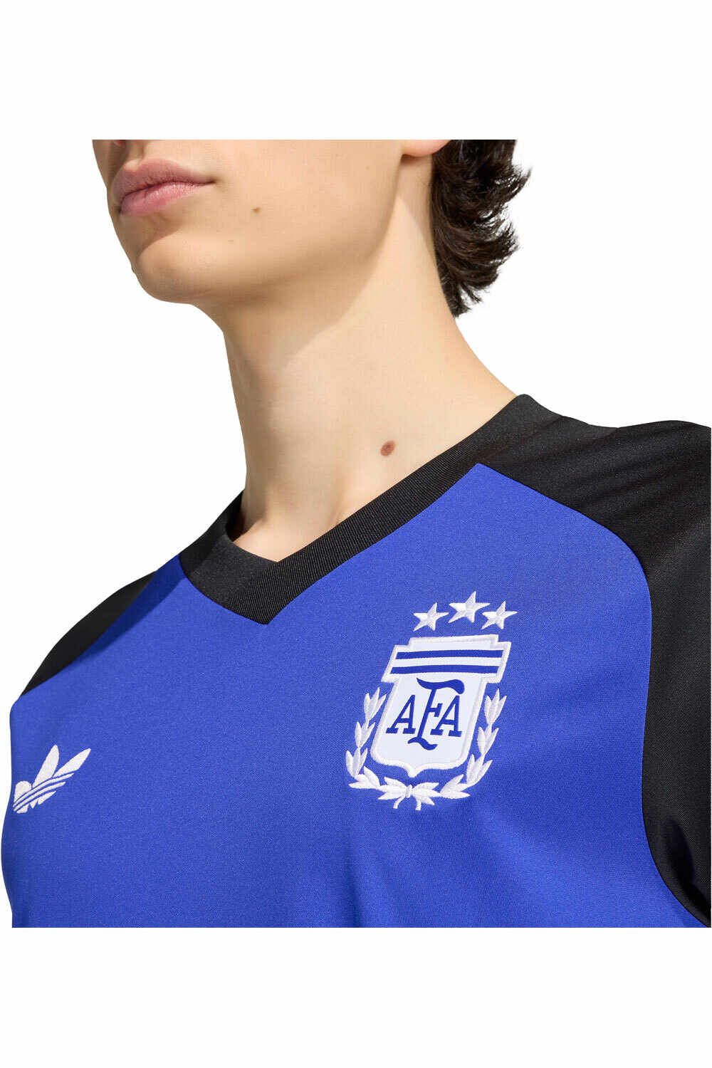 adidas camiseta de fútbol oficiales CALENTAMIENTO ARGENTINA 26 2 EQUIP vista detalle