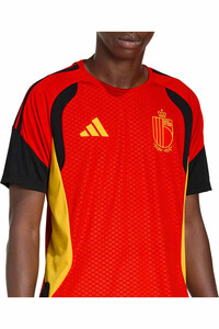 adidas camiseta de fútbol oficiales ENTRENAMIENTO BLGICA TIRO 26 vista detalle