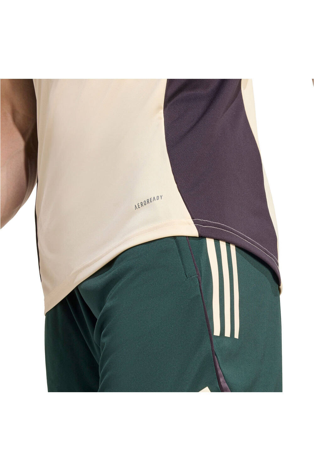 adidas camiseta de fútbol oficiales ENTRENO JUVENTUS TIRO 25 COMPETITION 04