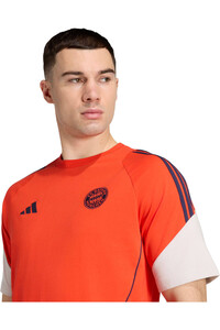 adidas camiseta de fútbol oficiales FC BAYERN TIRO 24 SWEAT vista detalle