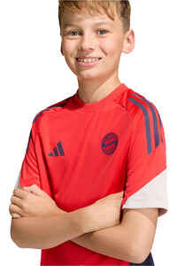 adidas camiseta de fútbol oficiales niño ENTRENO FC BAYERN TIRO 25 COMPETITION vista detalle