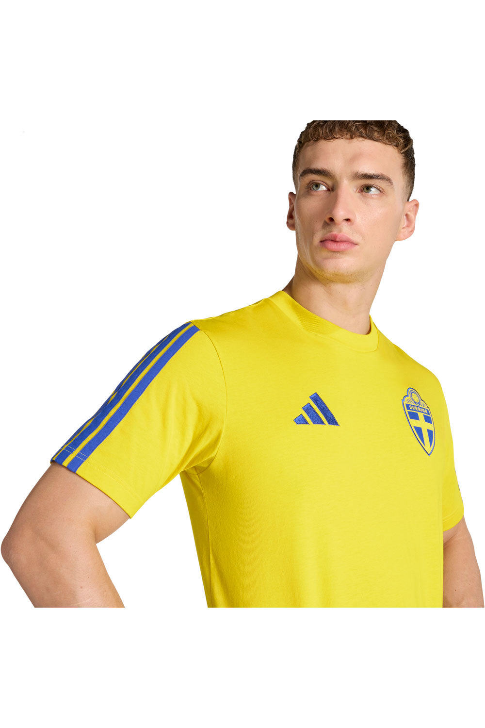 adidas camiseta de fútbol oficiales SUECIA 26 DNA TEE 03