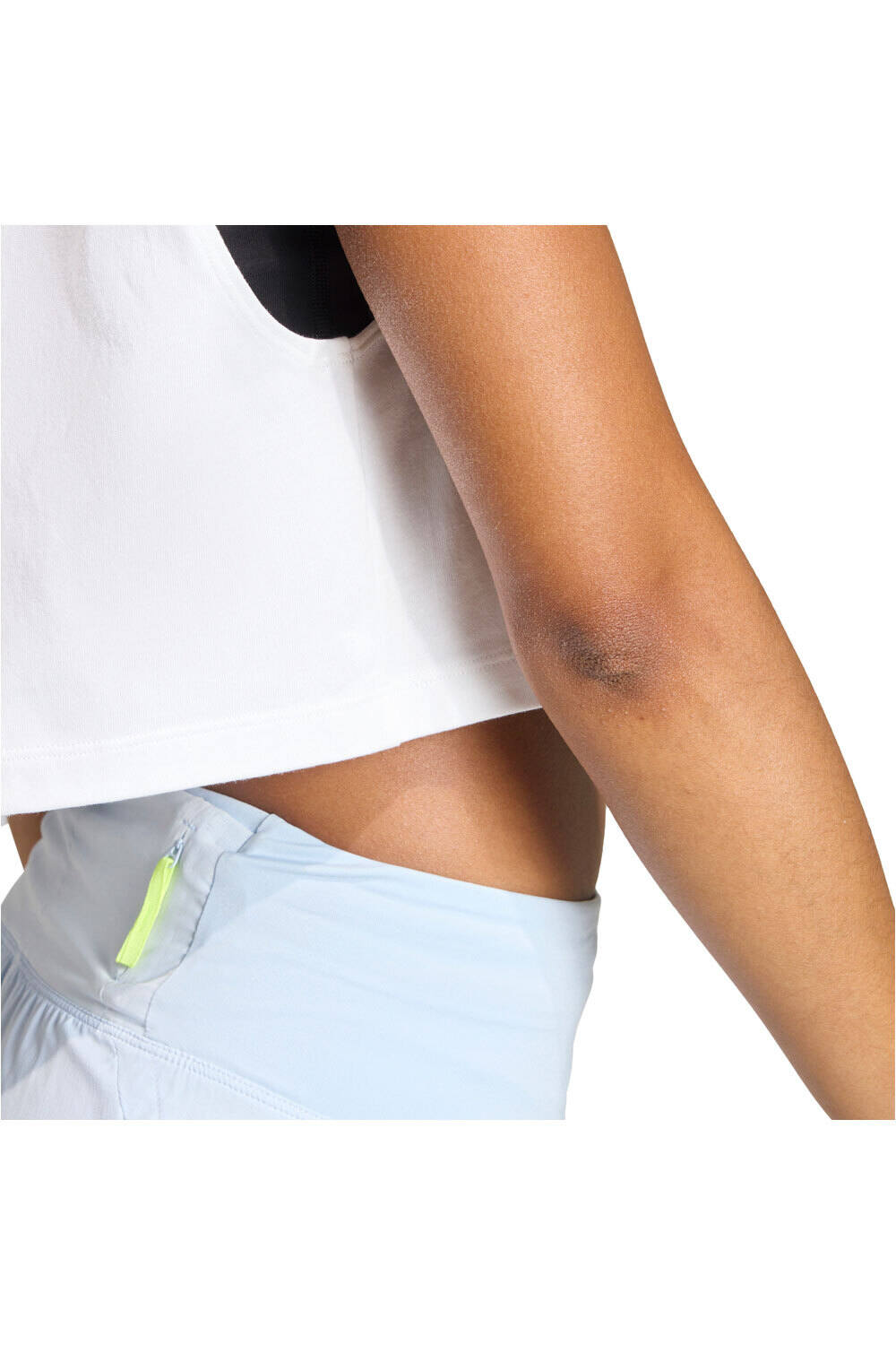 adidas camiseta entrenamiento manga corta mujer ADI365 ESSENTIALS 03