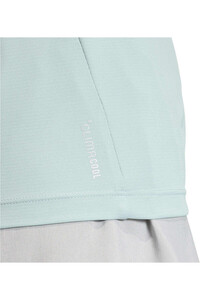 adidas camiseta entrenamiento manga corta mujer Run Ess Tee W vista detalle