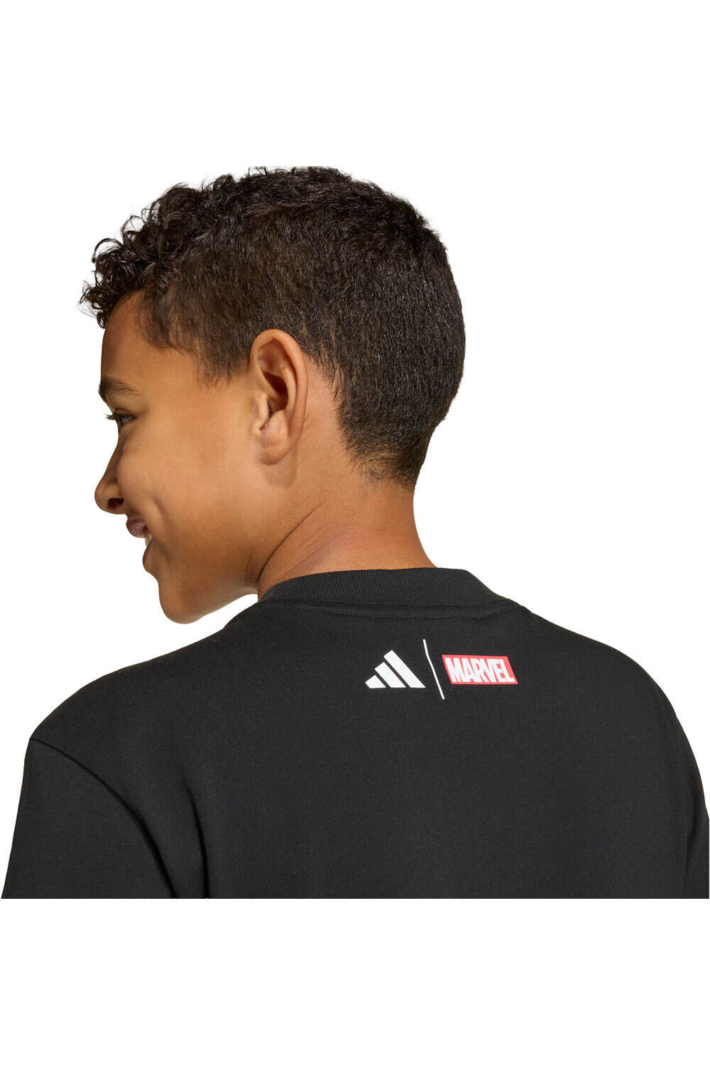 adidas camiseta entrenamiento niño ADIDAS REAL MADRID AVENGERS vista detalle