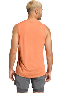 adidas camiseta entrenamiento tirantes hombre Run Ess Tank M vista trasera