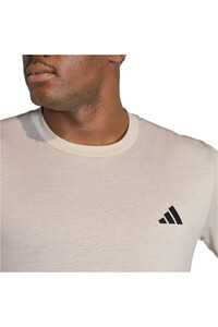 adidas camiseta fitness hombre ENTRENAMIENTO ESSENTIALS FEELREADY vista detalle
