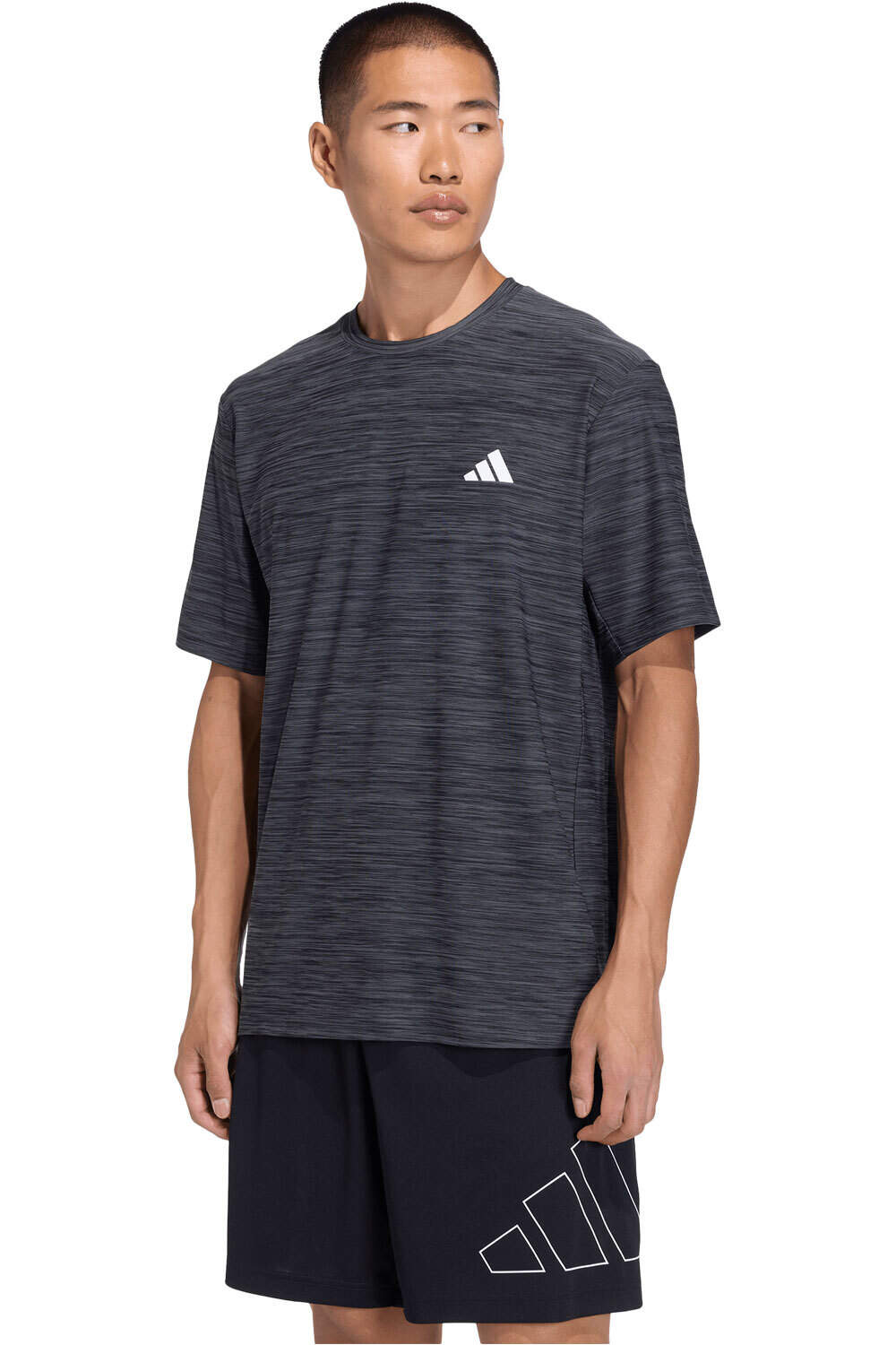 adidas camiseta fitness hombre ENTRENAMIENTO ESSENTIALS FLEX vista frontal