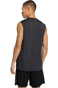 adidas camiseta fitness hombre ENTRENAMIENTO SIN COSTURAS ESSENTIALS vista trasera