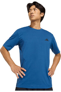 adidas camiseta fitness hombre ESSENTIALS FEELREADY vista detalle