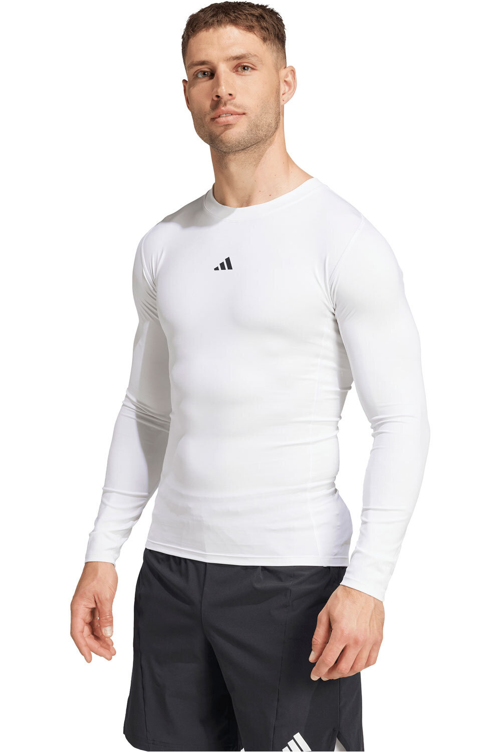adidas camiseta fitness hombre TECHFIT vista frontal