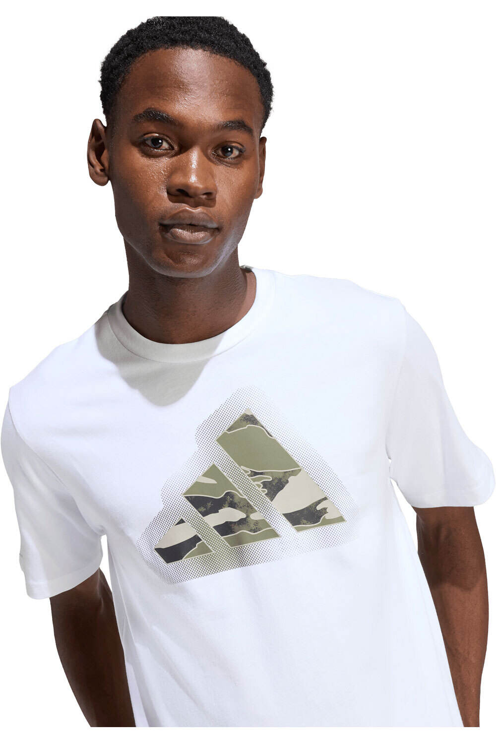 adidas camiseta manga corta hombre CAMUFLAJE MODERN LOGO vista detalle