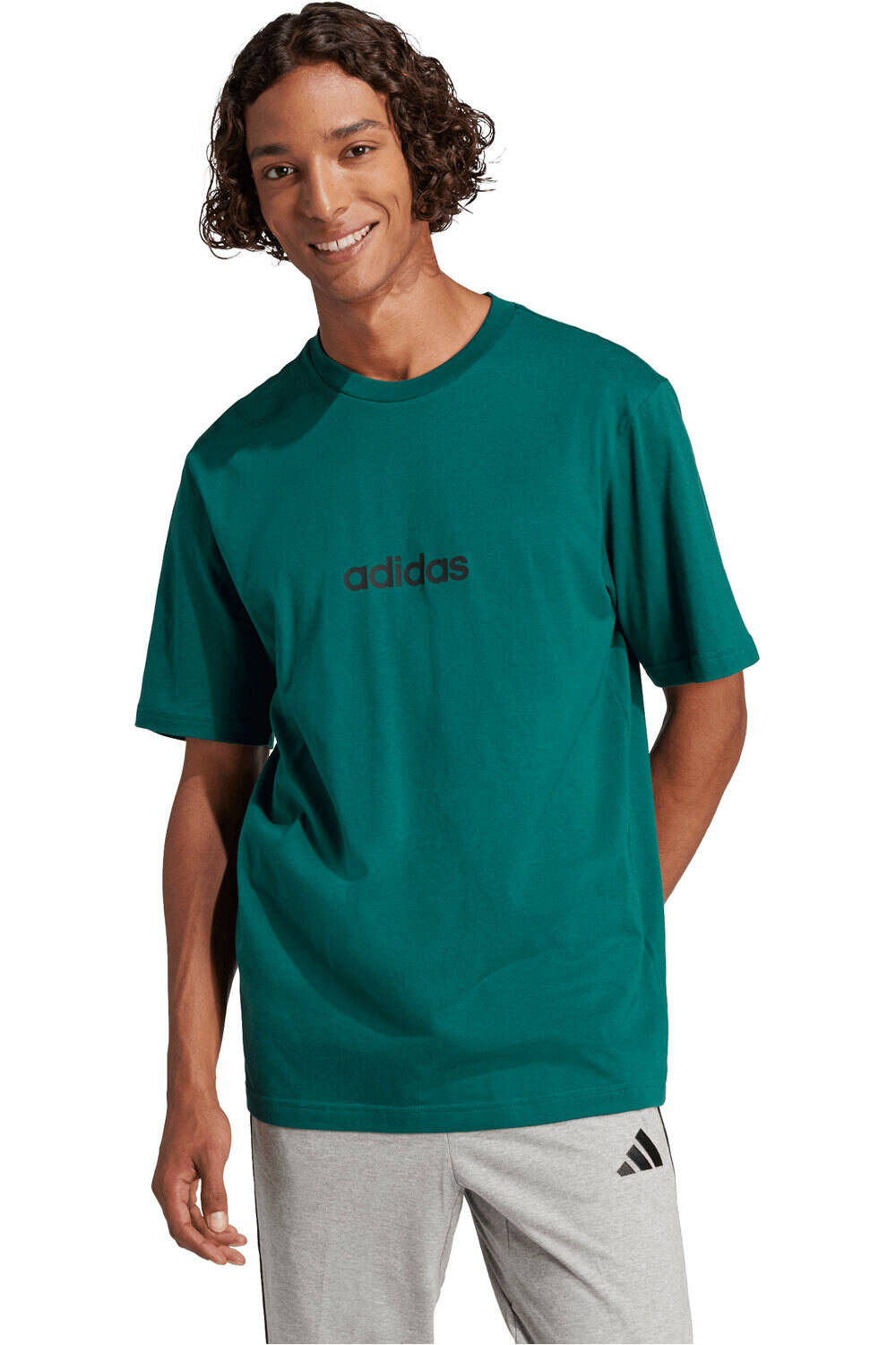 adidas camiseta manga corta hombre ESSENTIALS LINEAR SINGLE JERSEY vista frontal