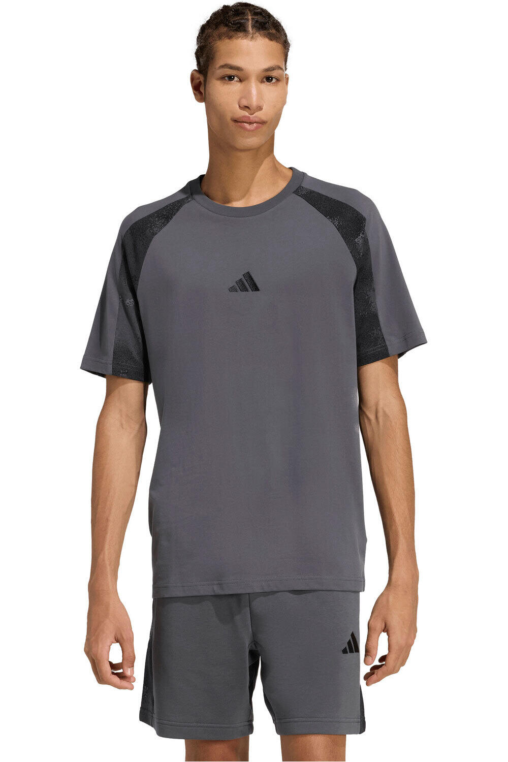 adidas camiseta manga corta hombre ESTAMPADO DE CAMUFLAJE vista frontal