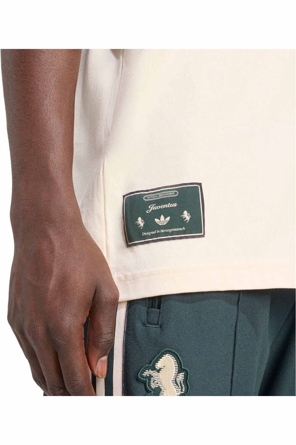 adidas camiseta manga corta hombre JUVE ICON TEE vista detalle