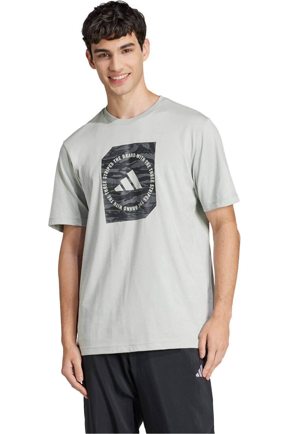 adidas camiseta manga corta hombre M C CAMO BOX T vista frontal