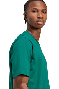 adidas camiseta manga corta hombre MINI PIZZA GRAPHIC vista detalle