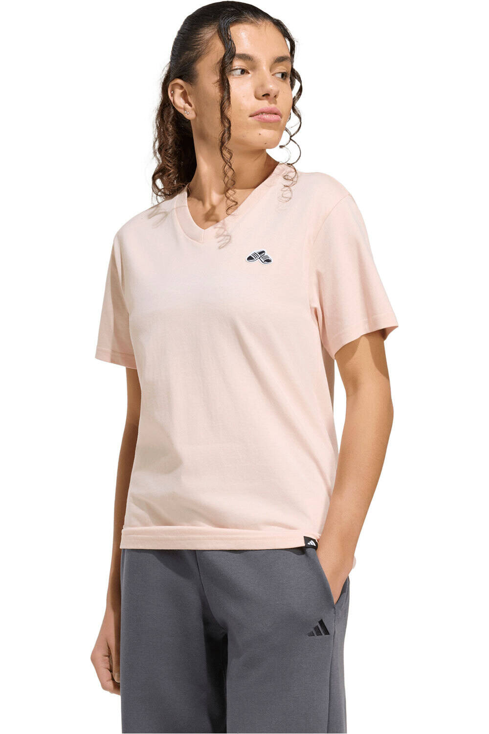 adidas camiseta manga corta mujer CUELLO DE PICO ESTAMPADA SUMMER SLIDE vista frontal