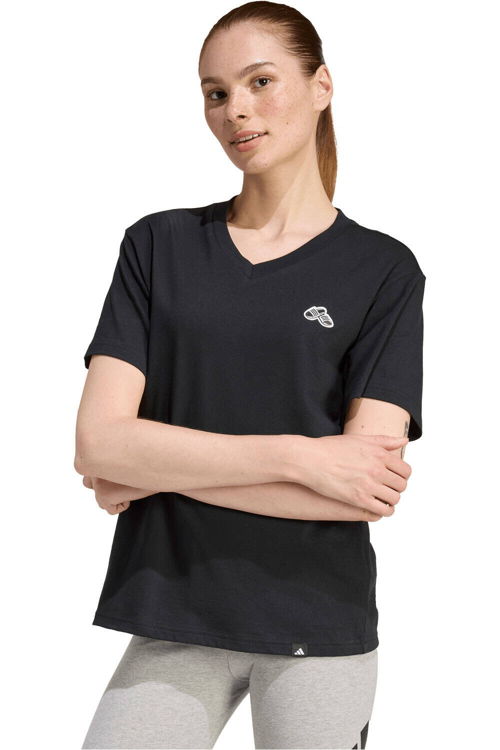 adidas camiseta manga corta mujer CUELLO DE PICO ESTAMPADA SUMMER SLIDE vista frontal