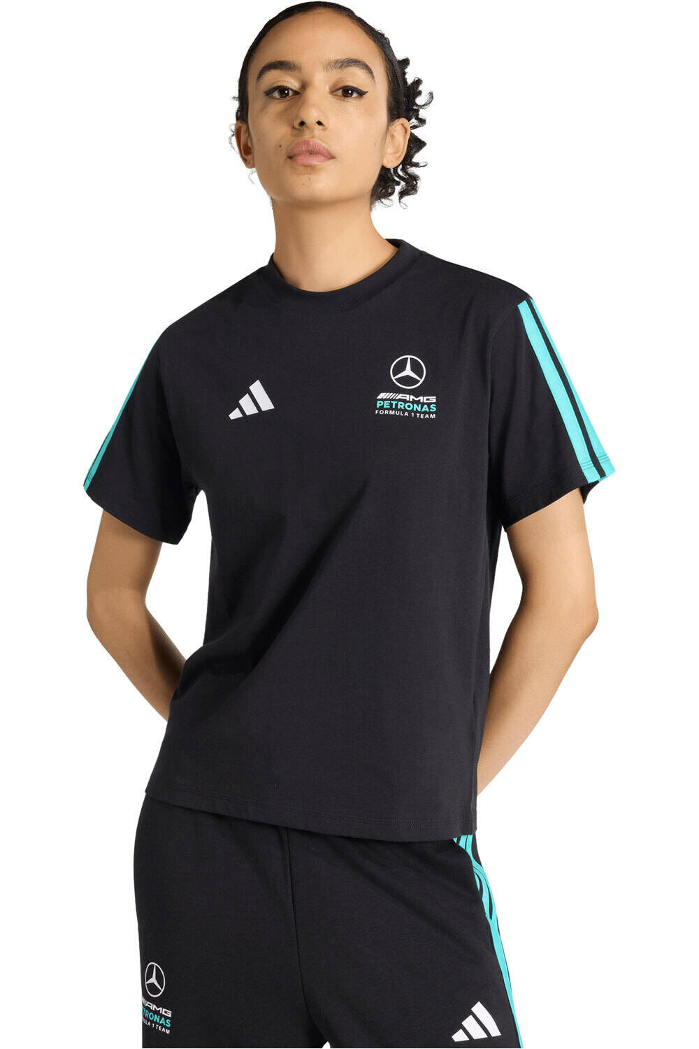 adidas camiseta manga corta mujer MERCEDES-AMG PETRONAS FORMULA 1 TEAM DNA vista frontal