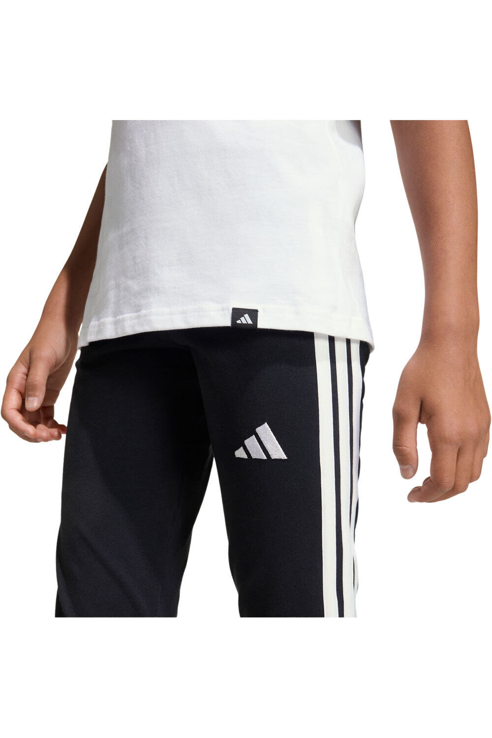 adidas camiseta manga corta niña ESTAMPADA EVERYDAY GLAM 03