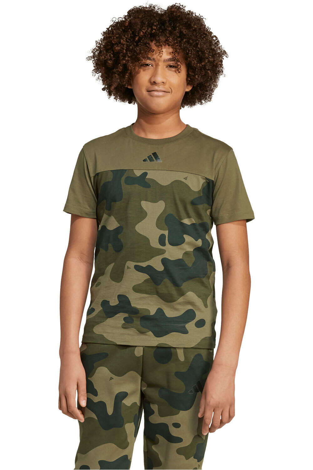 adidas camiseta manga corta niño ESSENTIALS CAMUFLAJE vista frontal