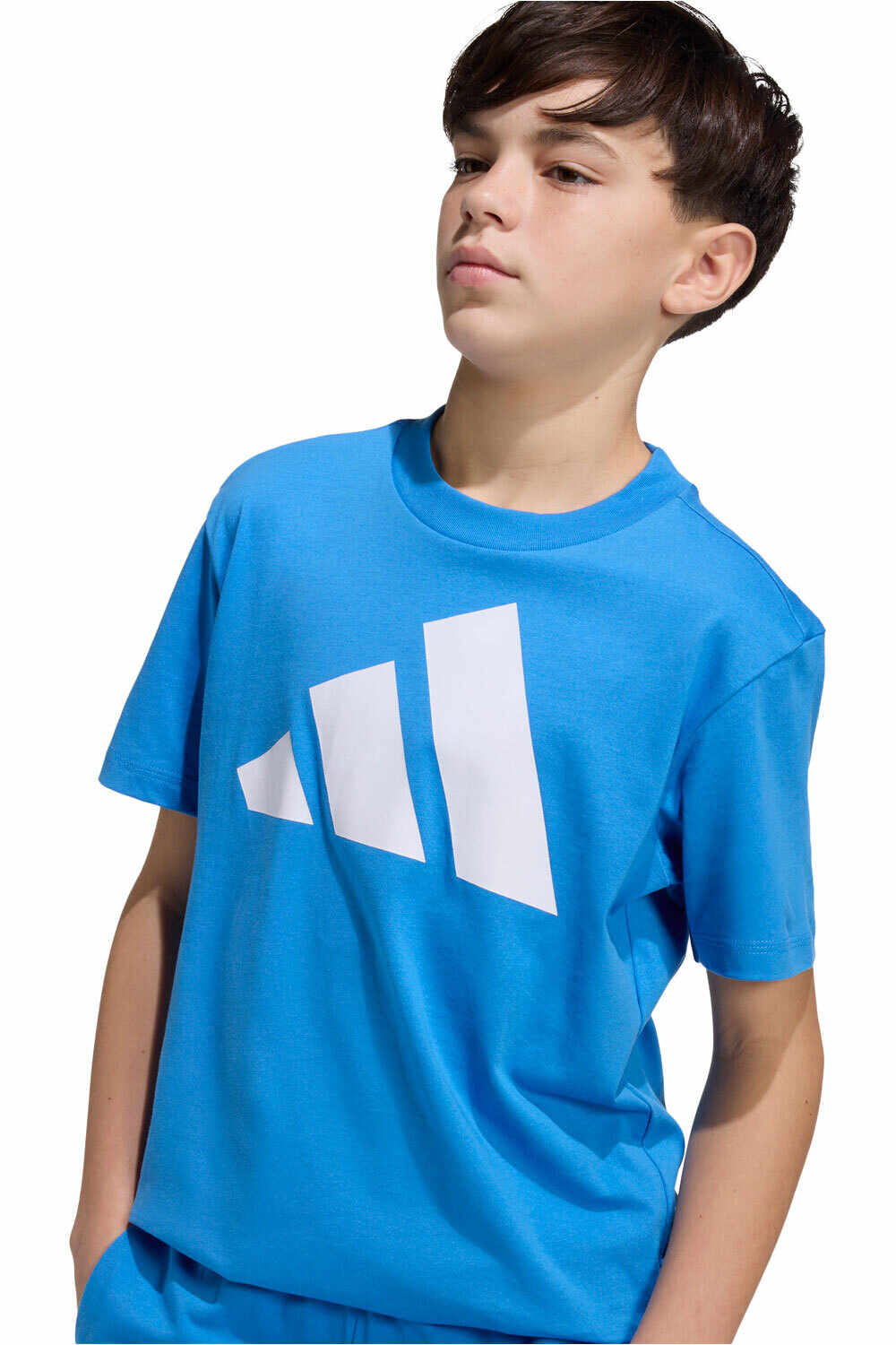 adidas camiseta manga corta niño ESSENTIALS vista detalle