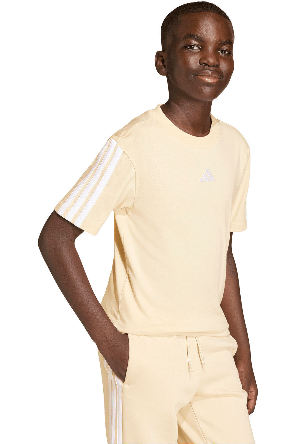 adidas camiseta manga corta niño ESSENTIALS vista frontal