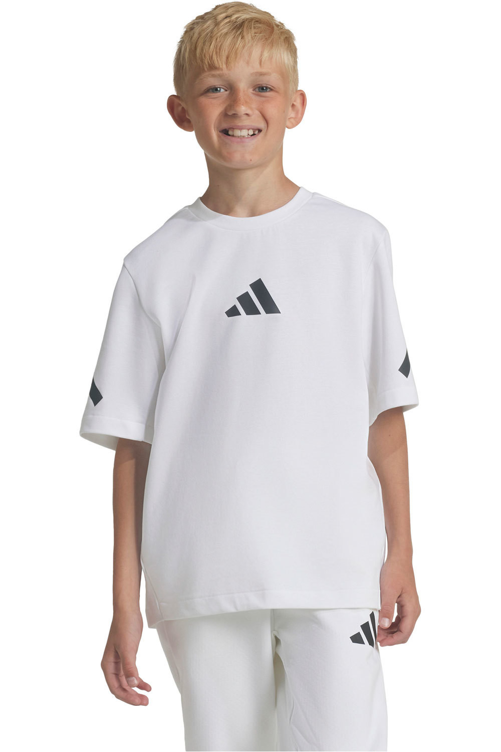 adidas camiseta manga corta niño J ZNE TEE vista frontal
